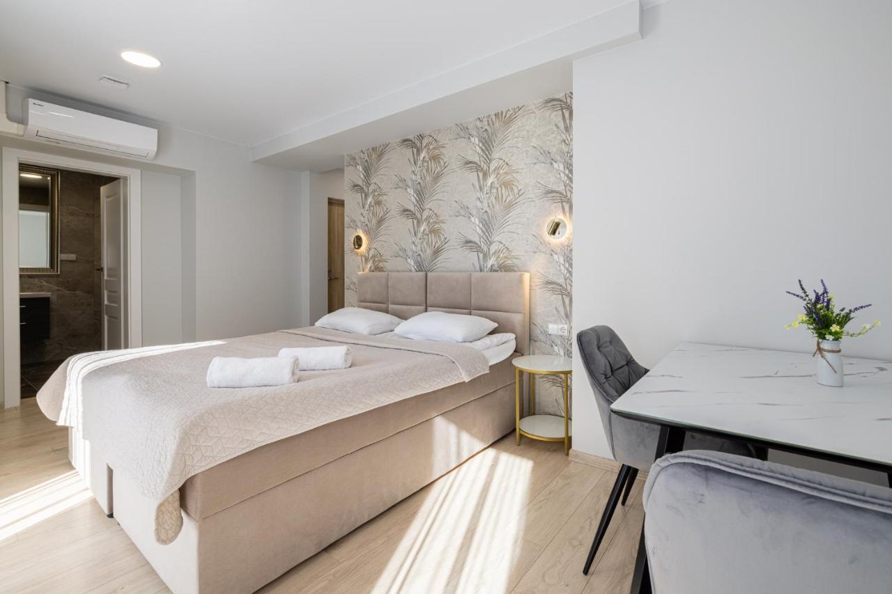 Dharma Stay Apartamentai Su Terasa Ir Vaizdu I Miesta Telšiai Eksteriør bilde