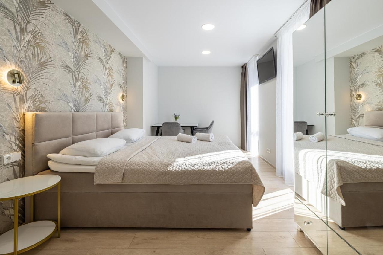 Dharma Stay Apartamentai Su Terasa Ir Vaizdu I Miesta Telšiai Eksteriør bilde