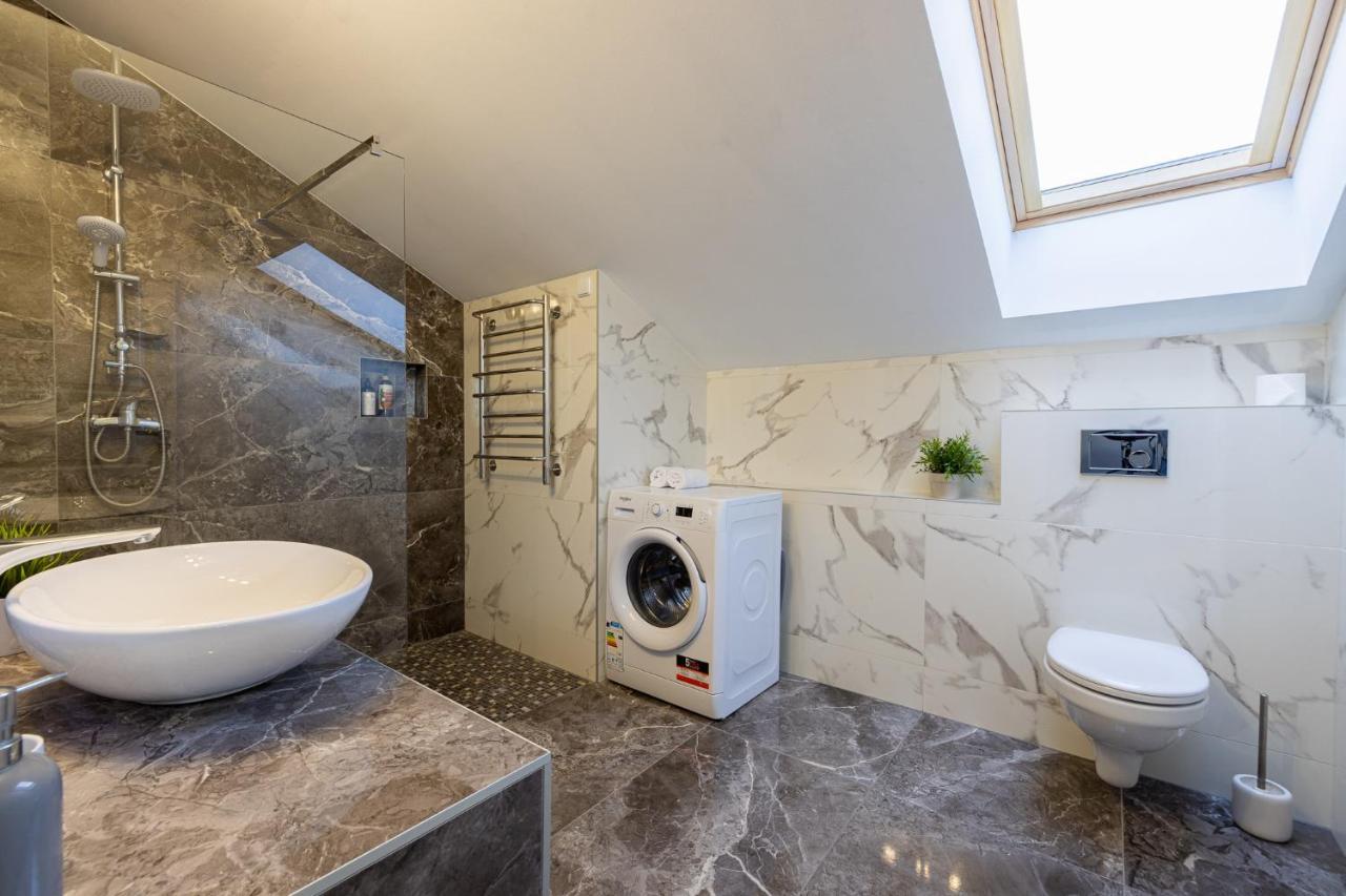 Dharma Stay Apartamentai Su Terasa Ir Vaizdu I Miesta Telšiai Eksteriør bilde